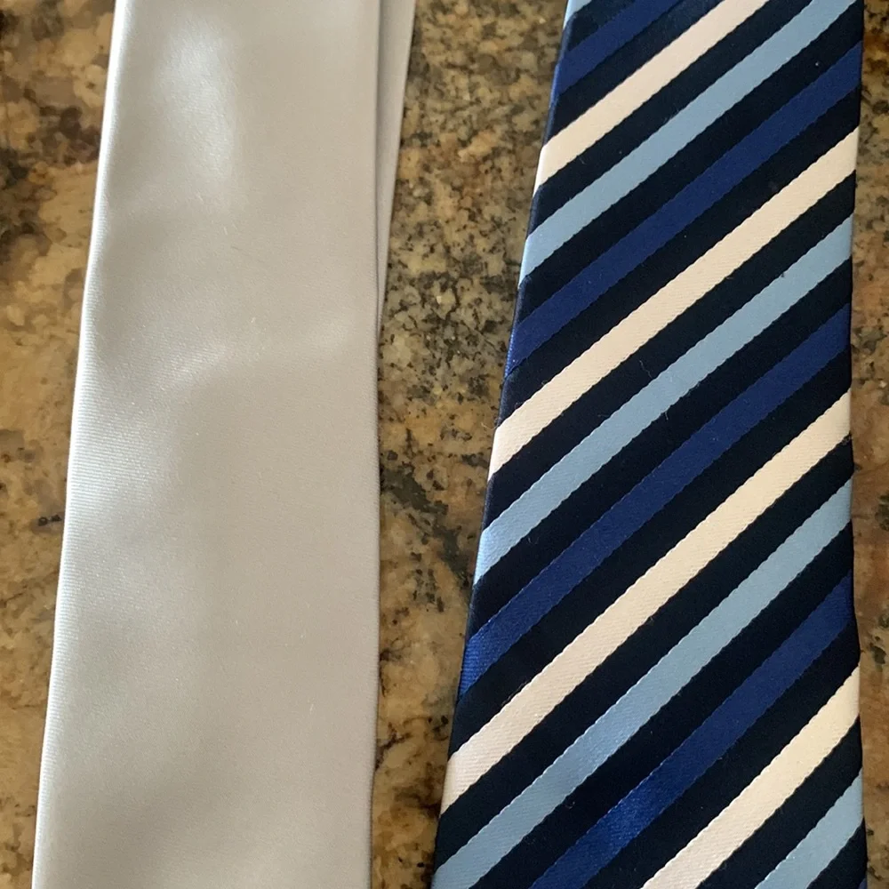 Clip on neckties